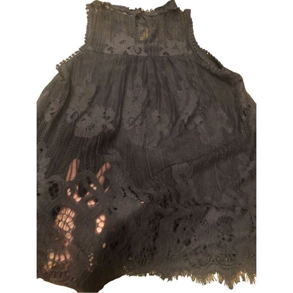 Altar’d State black lace overlay sleeveless high neck keyhole open in back blous - Picture 3 of 8